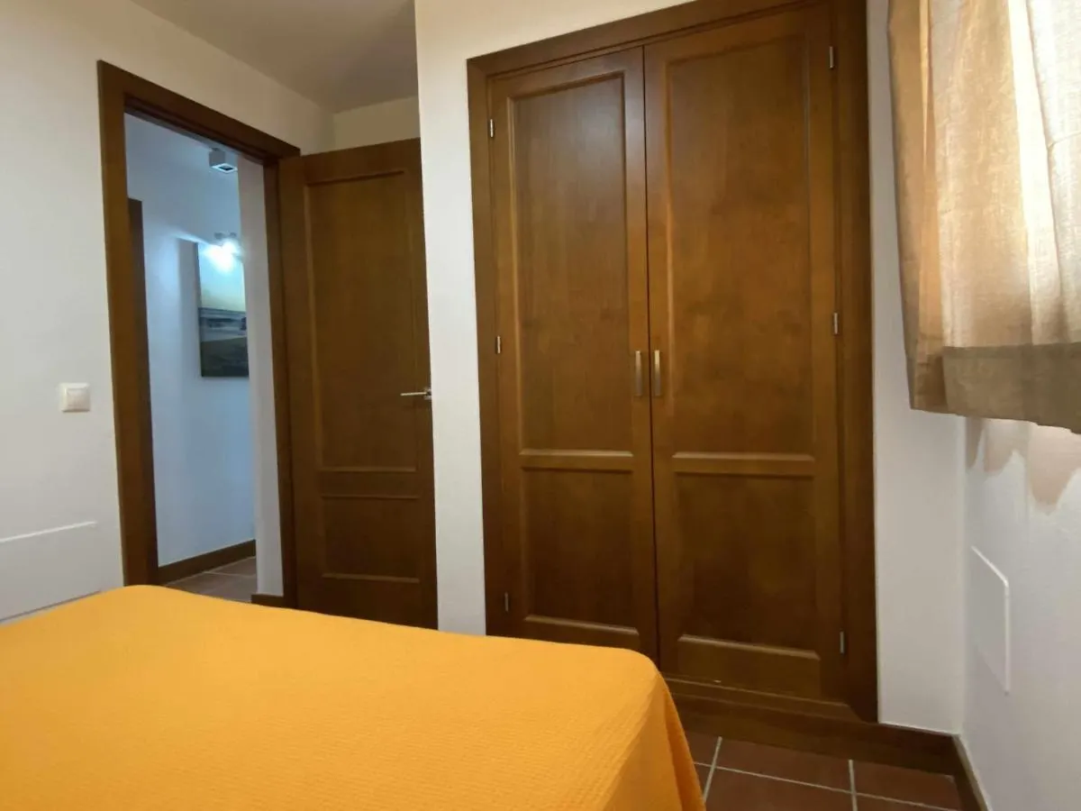 Апартаменты Apartamento Con Aire Acondicionado Muy Cerca De La Кадис